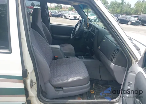 1998 Jeep Cherokee Classic/Sport from USA, damaged, VIN 1J4FJ68S1WL257430